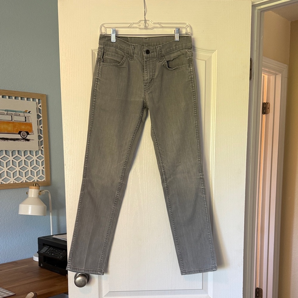 Levi's Men's Slim Straight Jeans in Gray